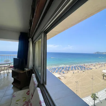 Tor Maraya Seafront Levante 公寓